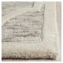 Davos Geometric Tufted Area Rug - Safavieh