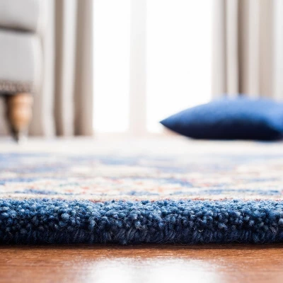 Antiquity AT520 Hand Tufted Area Rug - Safavieh 3 Antiquity AT520 Hand Tufted Area Rug - Safavieh - Image 3