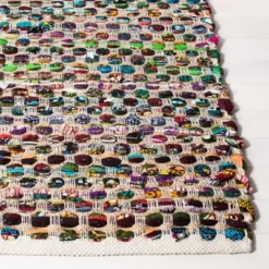 Eileen Stripe Woven Accent Rug - Safavieh -Safavieh GUEST 15febc89 e654 46cf a9f2 d0e088a32ff8