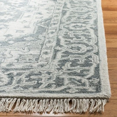 Ann Medallion Tufted Area Rug Light - Safavieh 1 Ann Medallion Tufted Area Rug Light - Safavieh