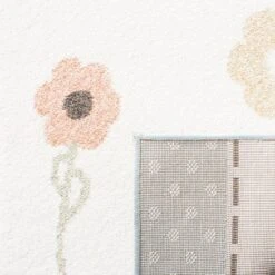 Carousel Kids CRK120 Area Rug - Safavieh -Safavieh GUEST 21dc113f b265 4ca8 b93c 20b8e3d1c428