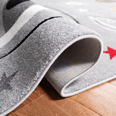 Carousel Kids CRK140 Power Loomed Area Rug - Safavieh 4 Carousel Kids CRK140 Power Loomed Area Rug - Safavieh - Image 4