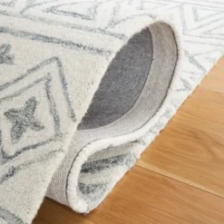 Metro MET353 Hand Tufted Area Rug - Safavieh 9 Metro MET353 Hand Tufted Area Rug - Safavieh -Safavieh GUEST 46ce73d5 3a98 4916 b006 5416565f5b71