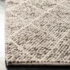 Milagros Diamond Accent Rug - Safavieh