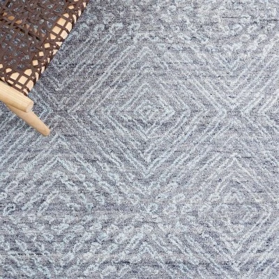 Abstract ABT146 Hand Tufted Area Rug - Safavieh 5 Abstract ABT146 Hand Tufted Area Rug - Safavieh - Image 5