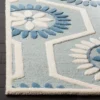 Holly Floral Tufted Area Rug - Safavieh