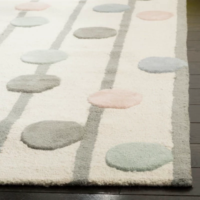 Safavieh Kids SFK909 Hand Tufted Area Rug - Safavieh 2 Safavieh Kids SFK909 Hand Tufted Area Rug - Safavieh - Image 2