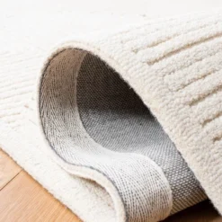 Textural TXT102 Hand Tufted Area Rug - Safavieh -Safavieh GUEST 647d9871 88fe 41f9 8892 87ab8c0a8363