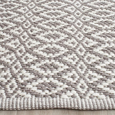 Montauk MTK716 Hand Woven Area Rug - Safavieh 3 Montauk MTK716 Hand Woven Area Rug - Safavieh - Image 3