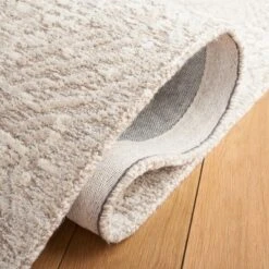 Metro MET905 Hand Tufted Area Rug - Safavieh -Safavieh GUEST 7315f28a cc51 4bde 9d01 998961c706de