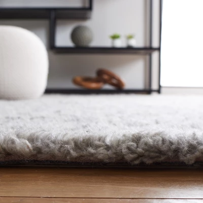 Casablanca CSB703 Hand Tufted Area Rug - Safavieh 3 Casablanca CSB703 Hand Tufted Area Rug - Safavieh - Image 3