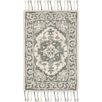 Ann Medallion Tufted Area Rug Light - Safavieh 3 Ann Medallion Tufted Area Rug Light - Safavieh - Image 3