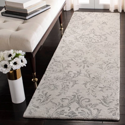 Kelley Damask Tufted Area Rug - Safavieh 1 Kelley Damask Tufted Area Rug - Safavieh