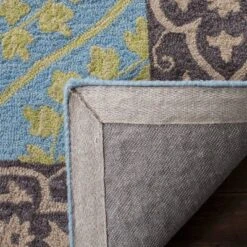 Mellisa Leaf Hooked Rug - Safavieh -Safavieh GUEST 905e253e 020a 4140 bf49 6b893afdfdc5