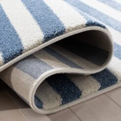 Carousel Kids CRK126 Power Loomed Area Rug - Safavieh -Safavieh GUEST 9962a7f7 5043 4fb6 8eb6 8567e1d8c342