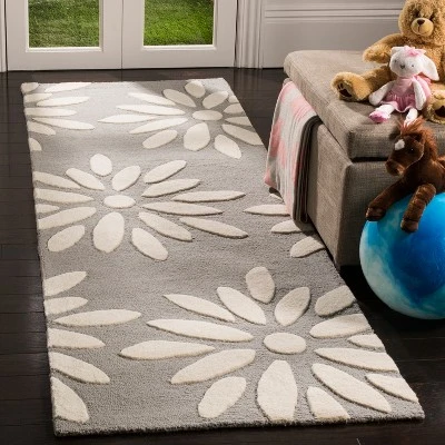 Safavieh Kids SFK914 Hand Tufted Area Rug - Safavieh 1 Safavieh Kids SFK914 Hand Tufted Area Rug - Safavieh