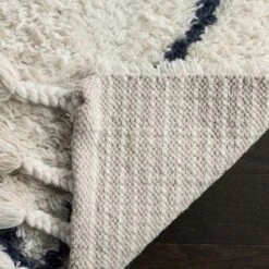 Casablanca CSB726 Hand Tufted Moroccan Area Rug - Safavieh -Safavieh GUEST a71ef35e 2834 4e36 8589 41f3f327e4ec