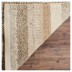 Indian Wells Tufted Rug - Safavieh -Safavieh GUEST affb566d bacf 4f40 a9fb d907398694bf