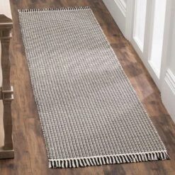 Safavieh -Safavieh GUEST d99a1a7a 5c41 4dd1 ad39 306243ec96dd