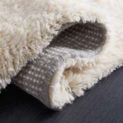 Casablanca CSB704 Hand Woven Area Rug - Safavieh -Safavieh GUEST e0bd2c55 a740 4a51 97ee 7f51381a0ba6