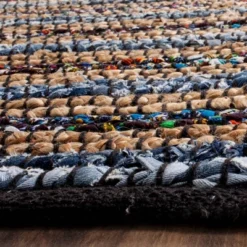 Kayden Rug - Safavieh