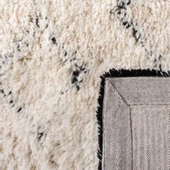 Rosalina Rug Ivory/Black - Safavieh 12 Rosalina Rug Ivory/Black - Safavieh -Safavieh GUEST f850f197 6264 4f50 8725 b58a0471fa37